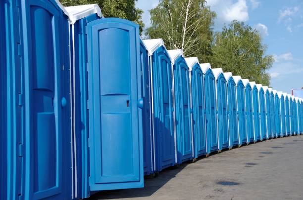 Best Porta potty rental near me  in Bourbonnais, IL
